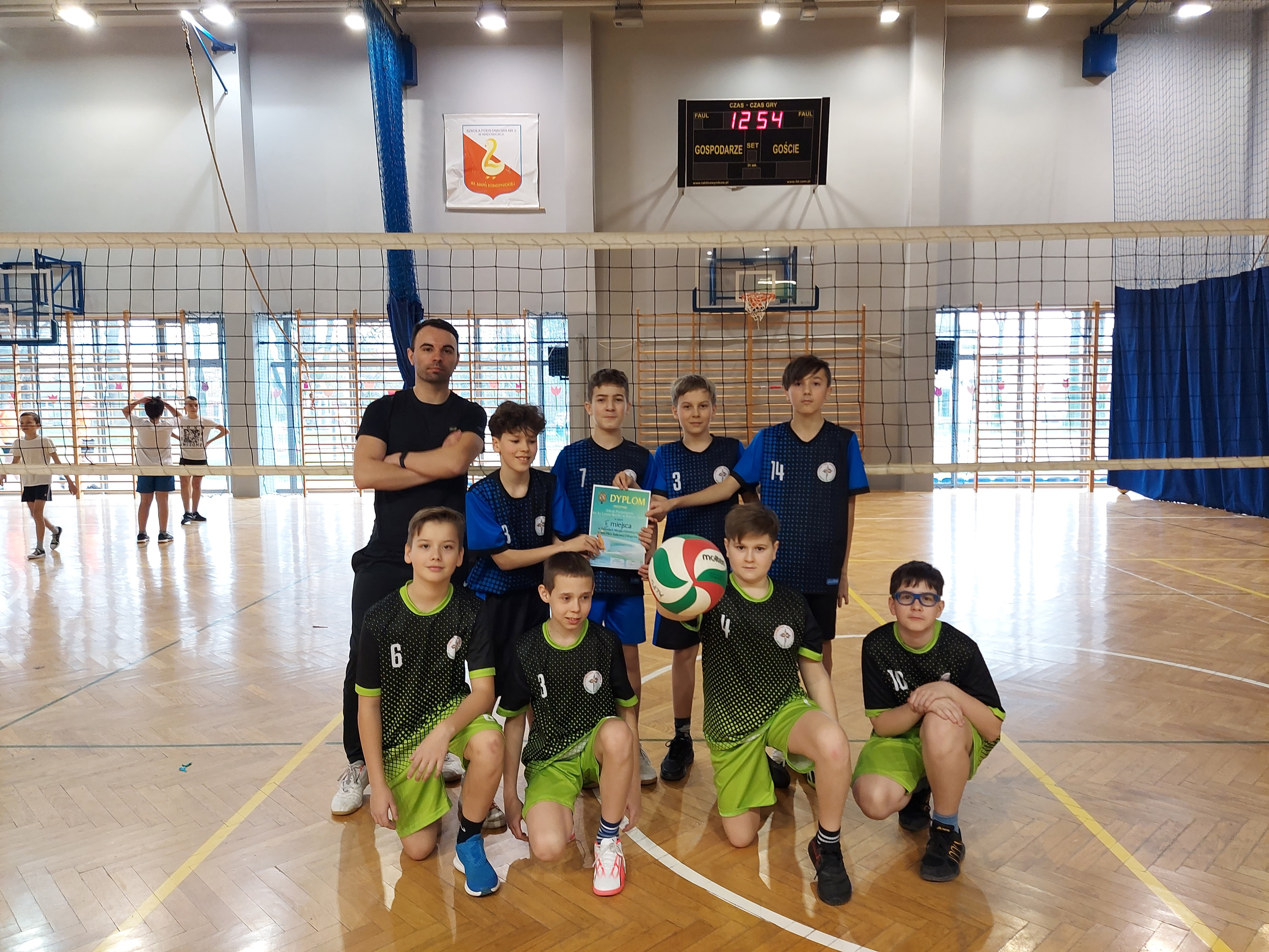 Gminne zawody  z piłki siatkowej chłopców w Wadowicach